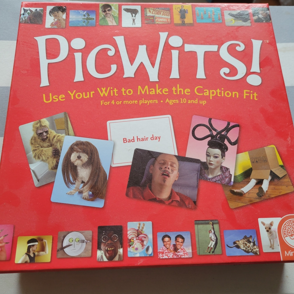 PicWits! Creative Card Game - Red